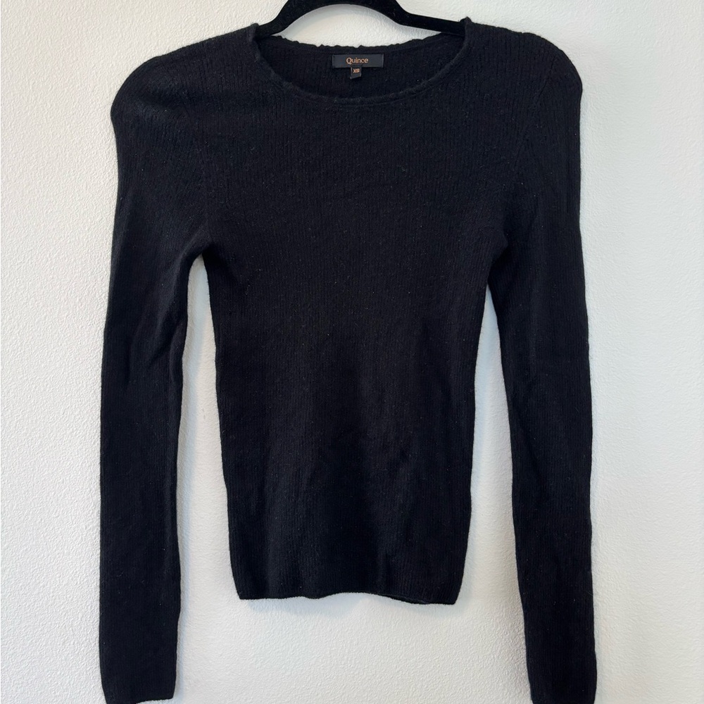 Quince Black Crew Neck Cashmere Sweater